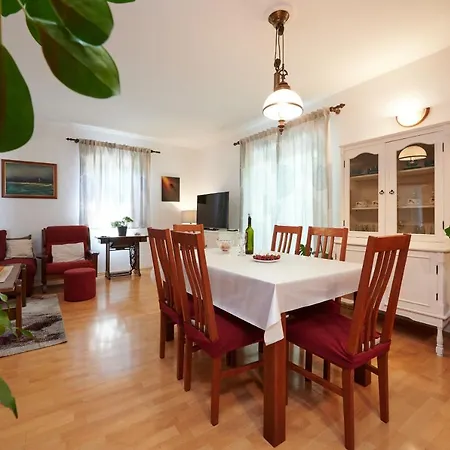 Apartament Aria